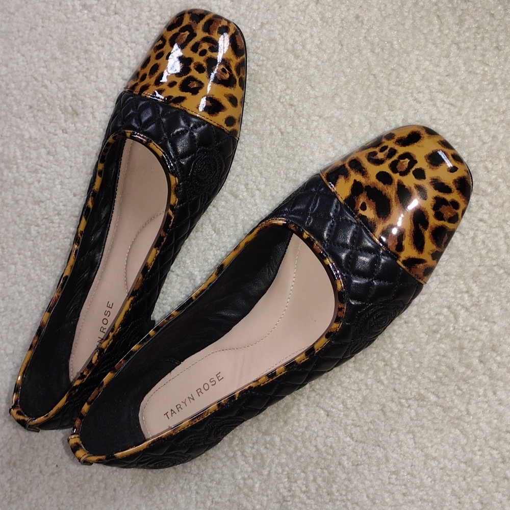Taryn Rose women's black and orange animal print leather flats. Size 9.5